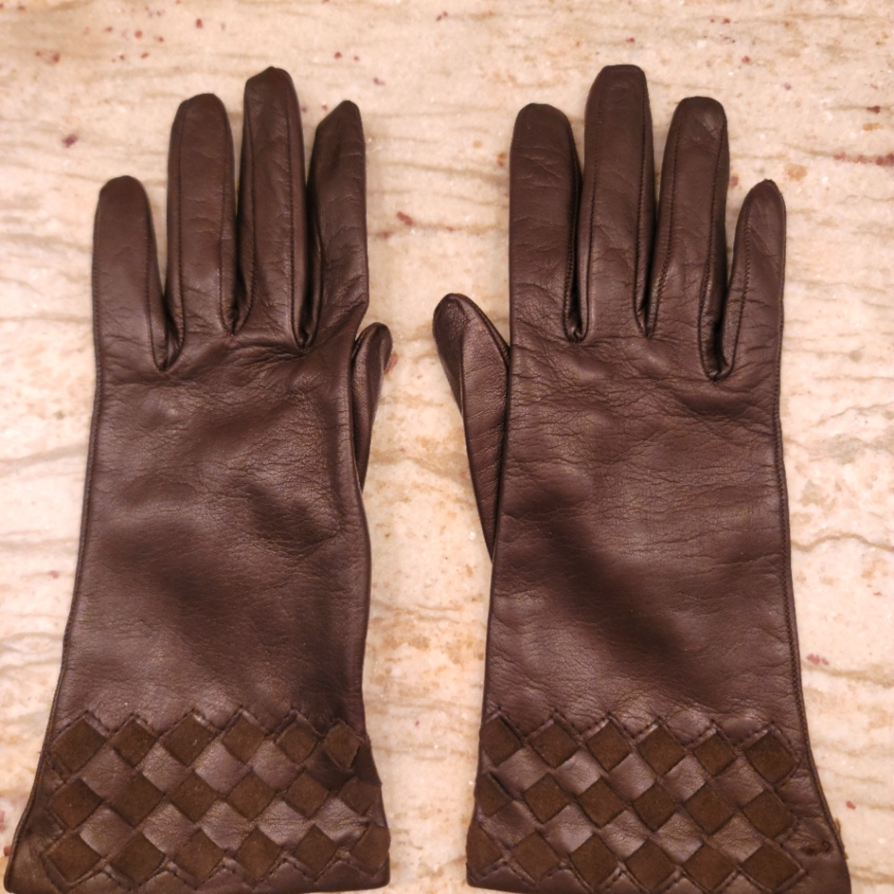 Sermoneta Genuine Leather gloves
